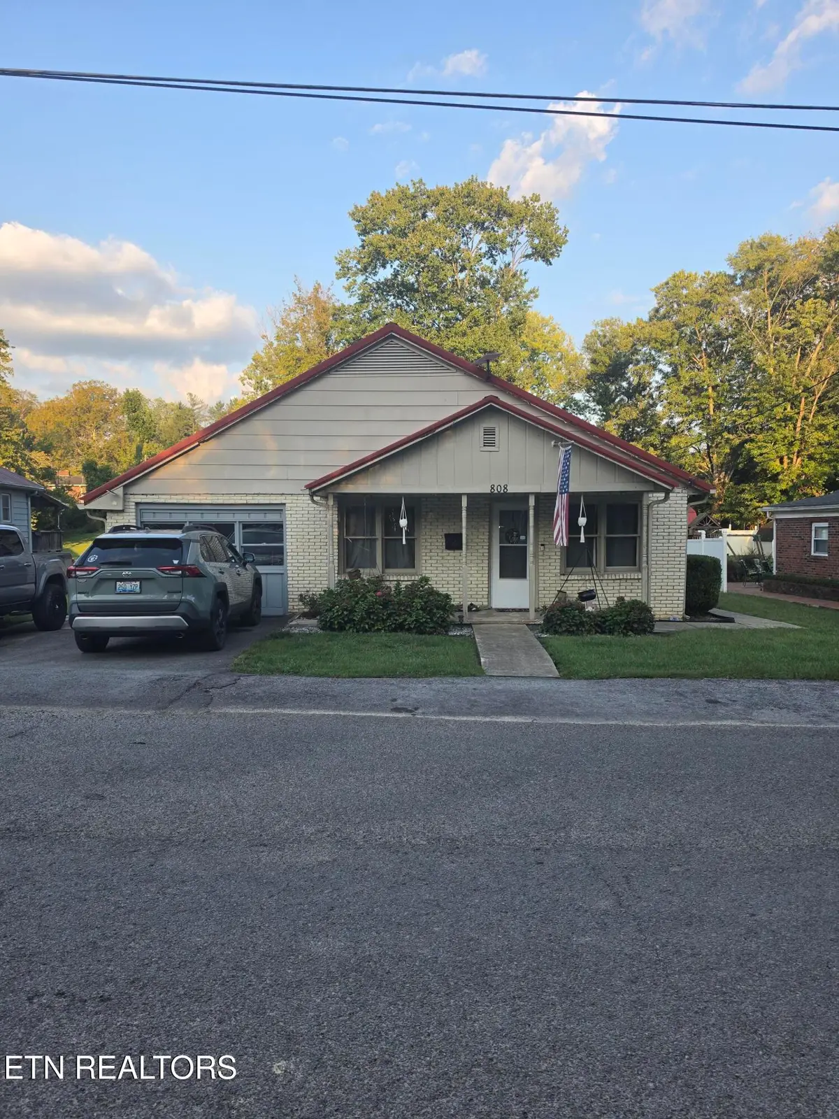 808 N 28th St, Middlesboro, KY 40965 - #1