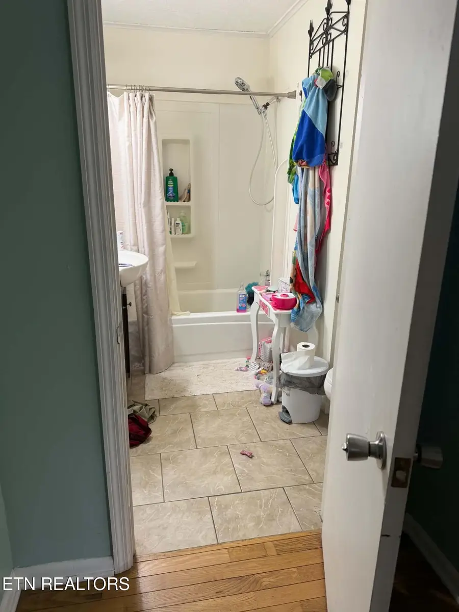 808 N 28th St, Middlesboro, KY 40965 - #3