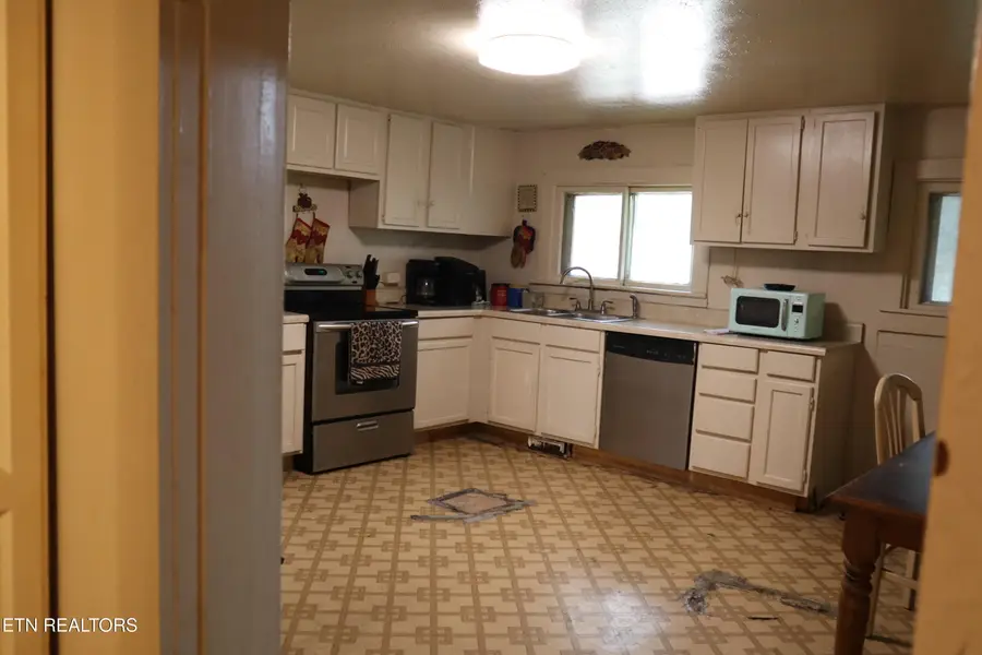 424 Meadowbrook Drive, Pigeon Forge, TN 37863 - #3