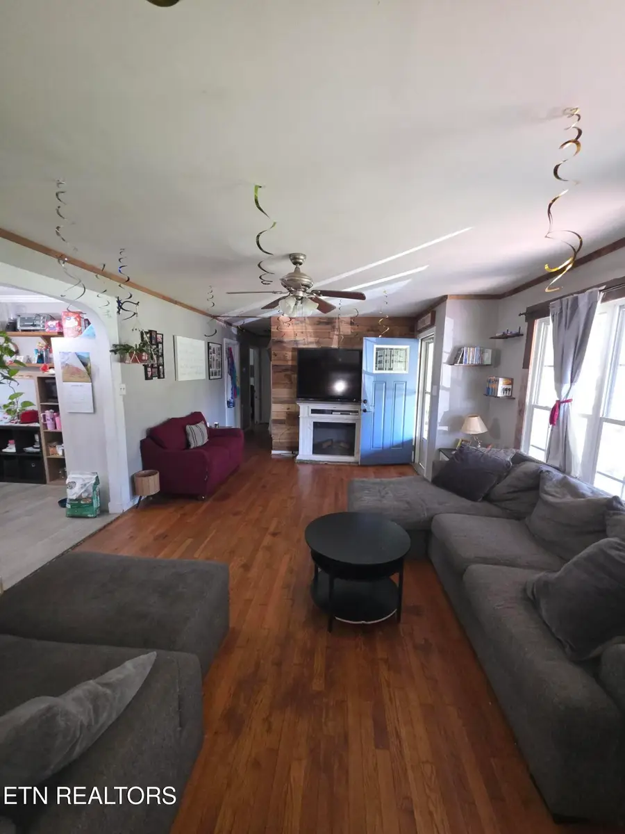 111 Raymond Bingham Rd, Oakdale, TN 37829 - #3