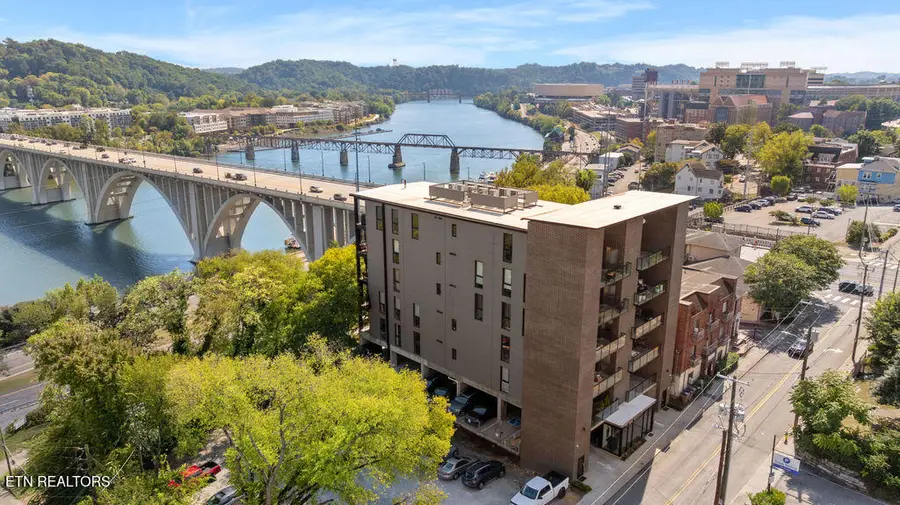 608 W Hill Ave #201, Knoxville, TN 37902 - #2