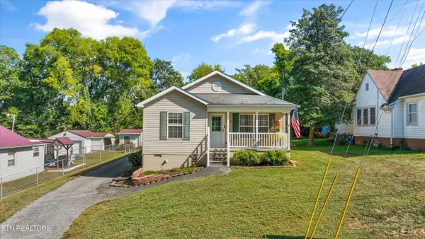 1240 Jefferson Ave, Maryville, TN 37804
