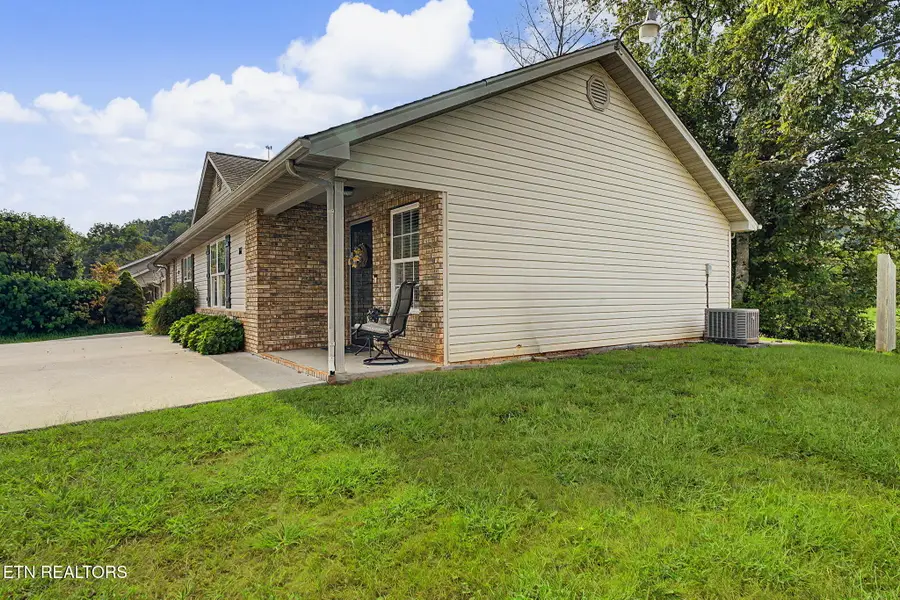 261 Dumplin Lane, Kodak, TN 37764 - #2