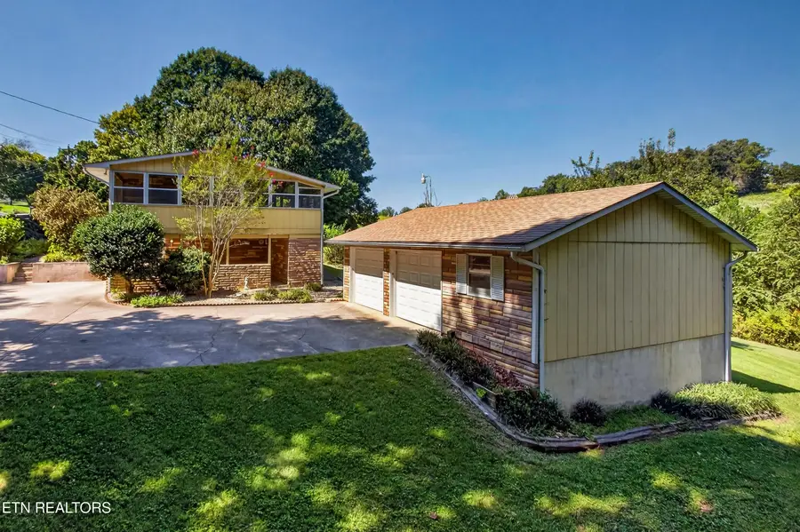 12401 Buttermilk Rd, Knoxville, TN 37932 - #3