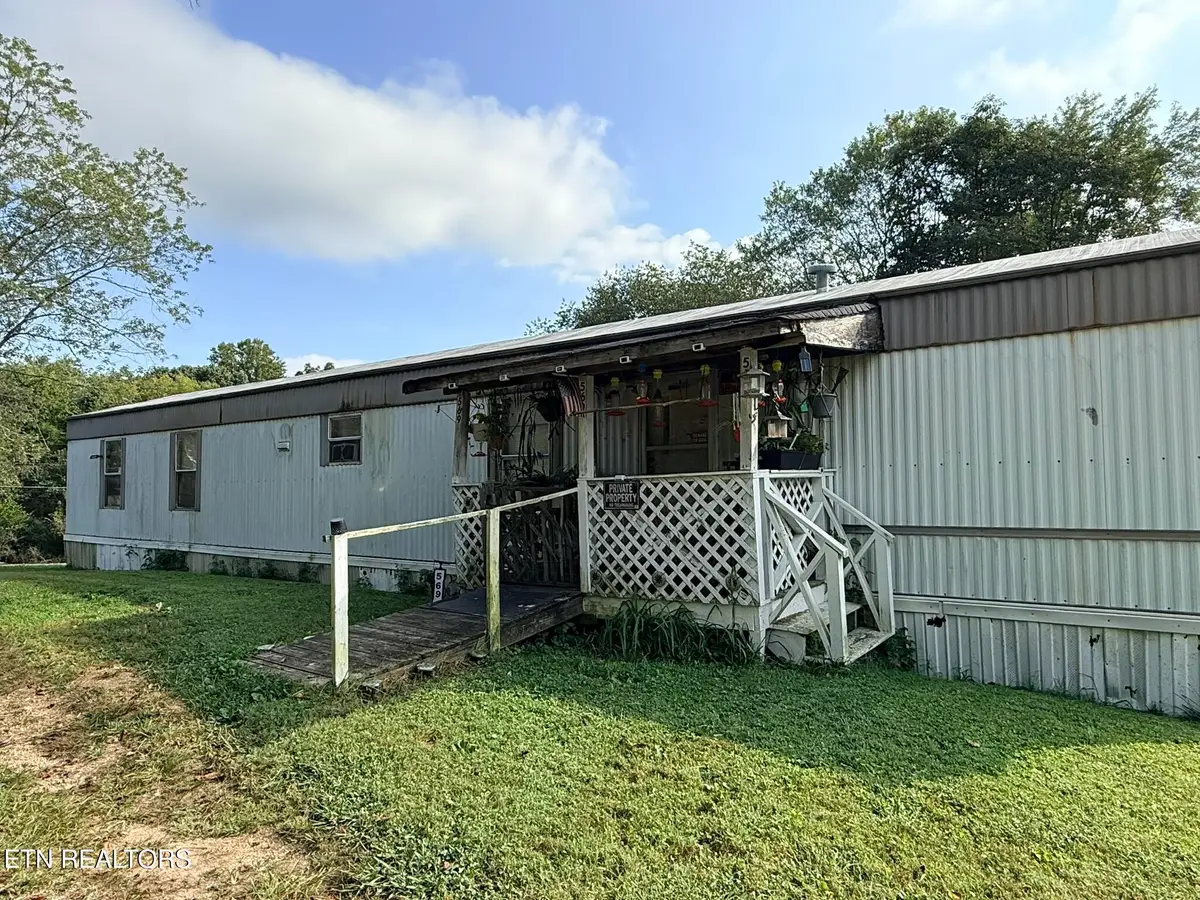 569 Carr Wynn Rd, Lafollette, TN 37766 - #1
