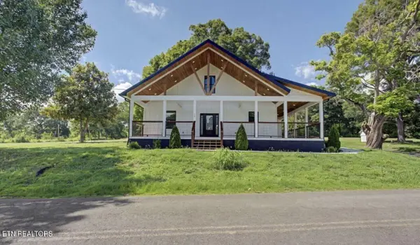 1545 Slover Springs Rd, Dandridge, TN 37725