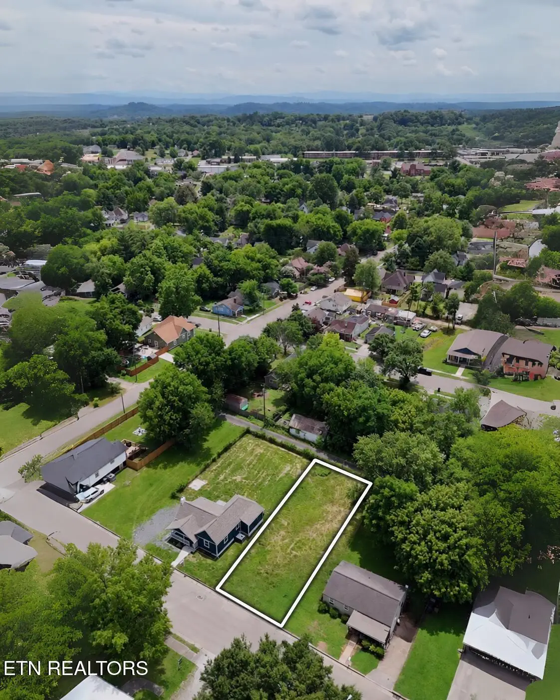 1922 Dodson Ave, Knoxville, TN 37917 - #1