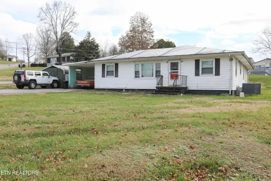 1014 Sweetwater Vonore Rd, Sweetwater, TN 37874 - #2