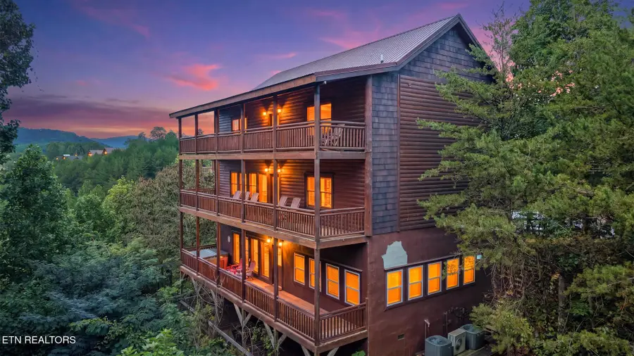 2822 Owens Ridge Way, Sevierville, TN 37876 - #3