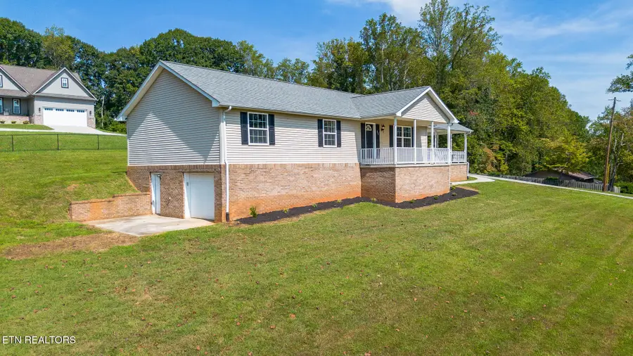 251 Woodland Drive, Harriman, TN 37748 - #3