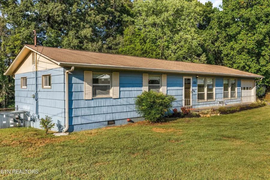 4913 Gettysburg Rd, Knoxville, TN 37921 - #3