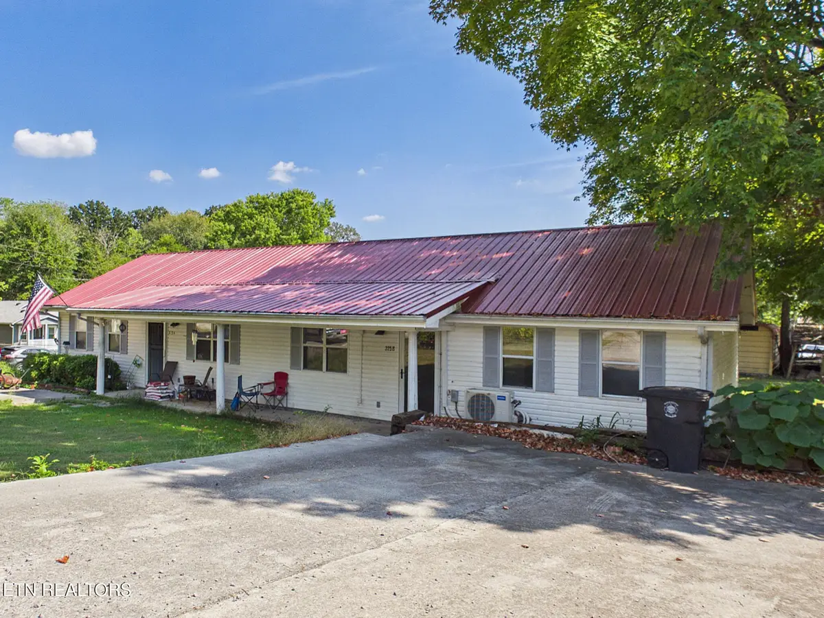 325 Riddle St, Athens, TN 37303 - #1
