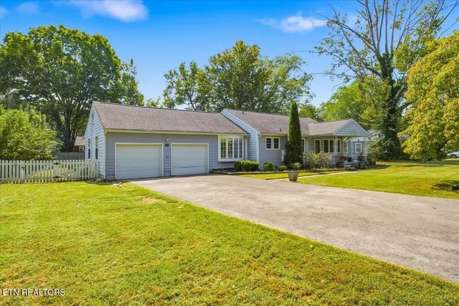 2120 Sandra Drive, Knoxville, TN 37918 - #2