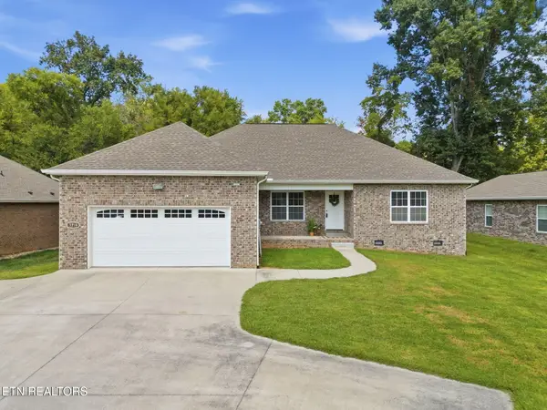 1718 Wilkinson Pike, Maryville, TN 37803