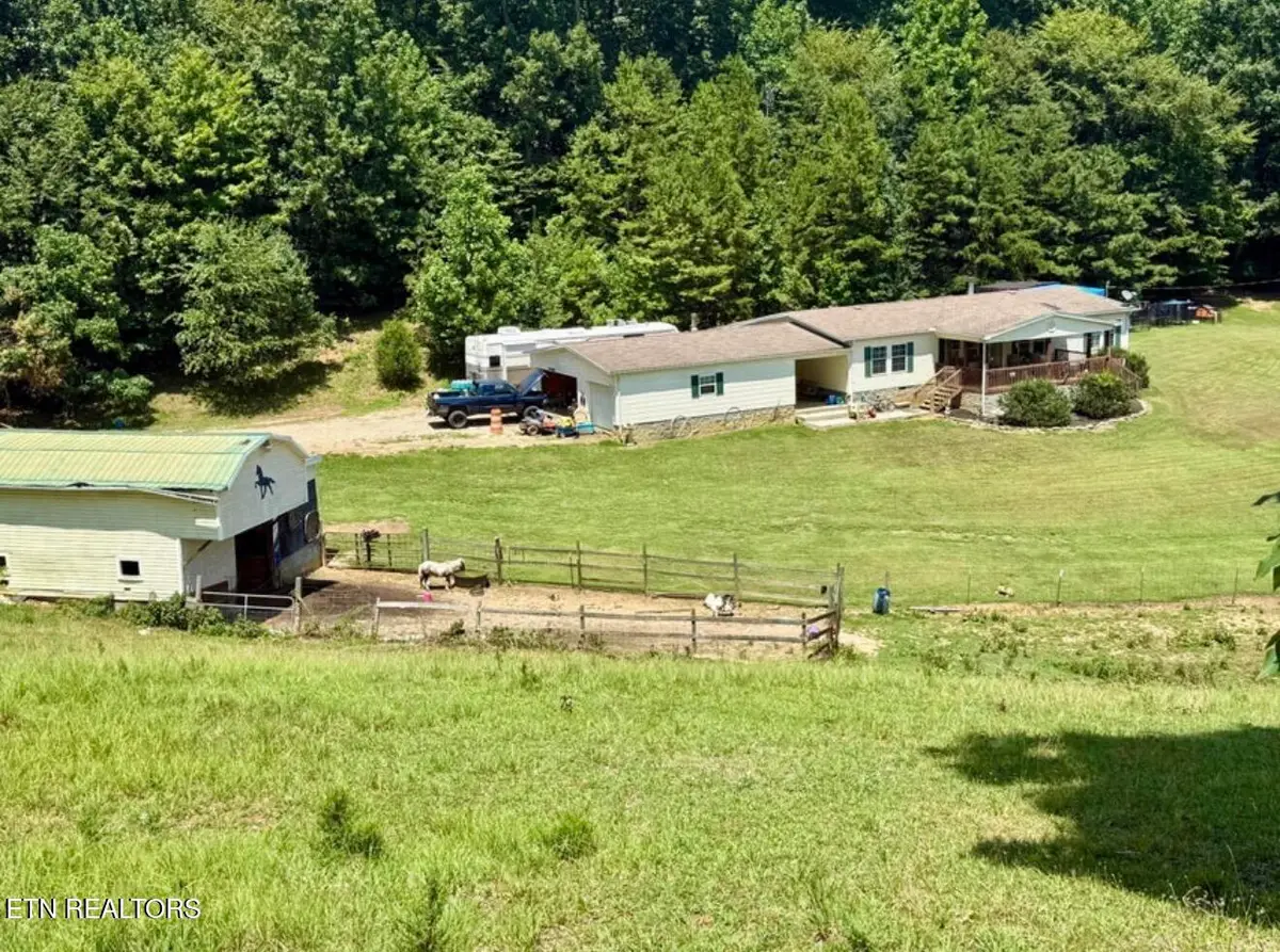 1410 Old Chisholm Tr, Dandridge, TN 37725 - #1