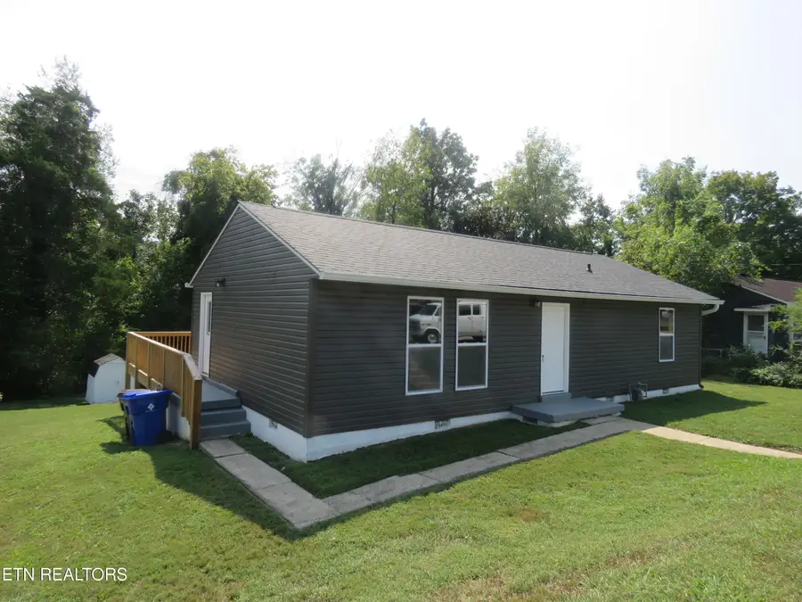 108 E Arrowwood Rd, Oak Ridge, TN 37830 - #3