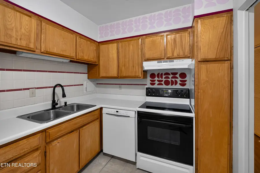 1400 Kenesaw Ave #12N, Knoxville, TN 37919 - #3