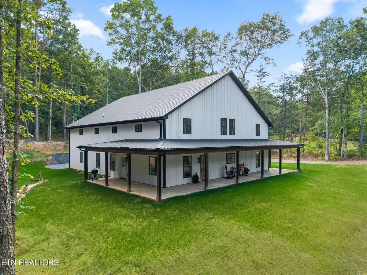 653 Briar Rd, Soddy Daisy, TN 37379 - #1
