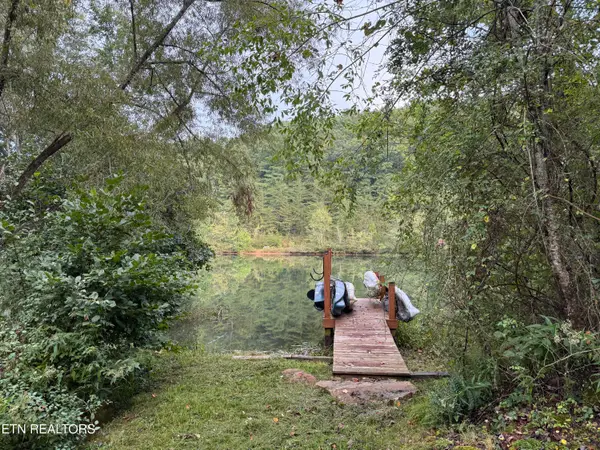 113 Hunterwood Lane, Crossville, TN 38558