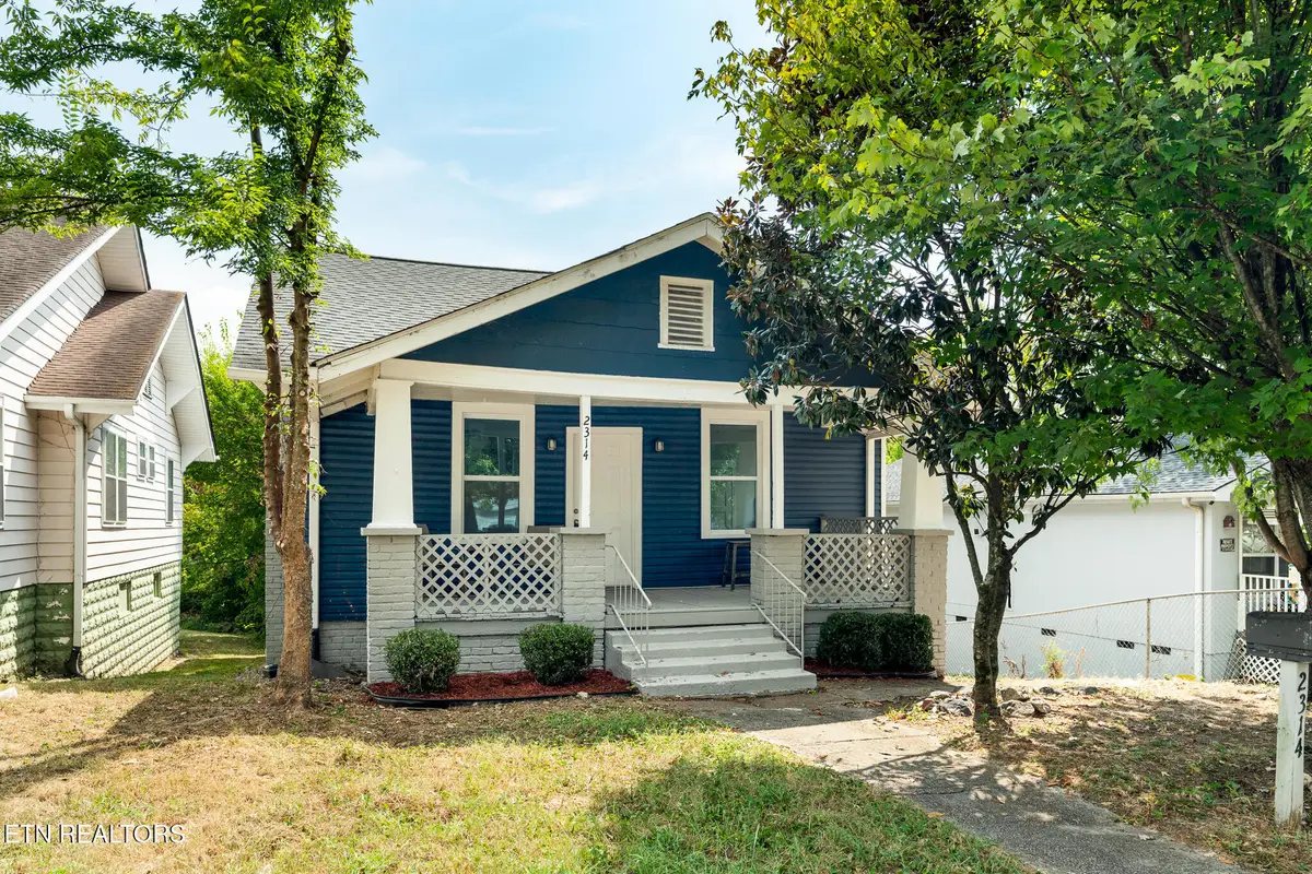 2314 Washington Ave, Knoxville, TN 37917 - #1