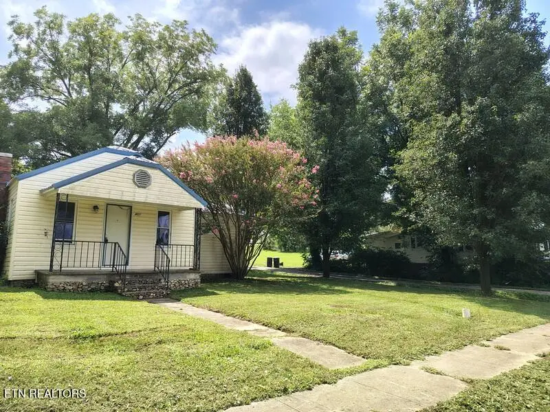 401 E Farrell St, Niota, TN 37826 - #1