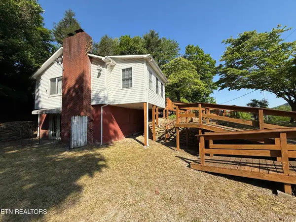 130 Sunshine Drive, Rocky Top, TN 37769