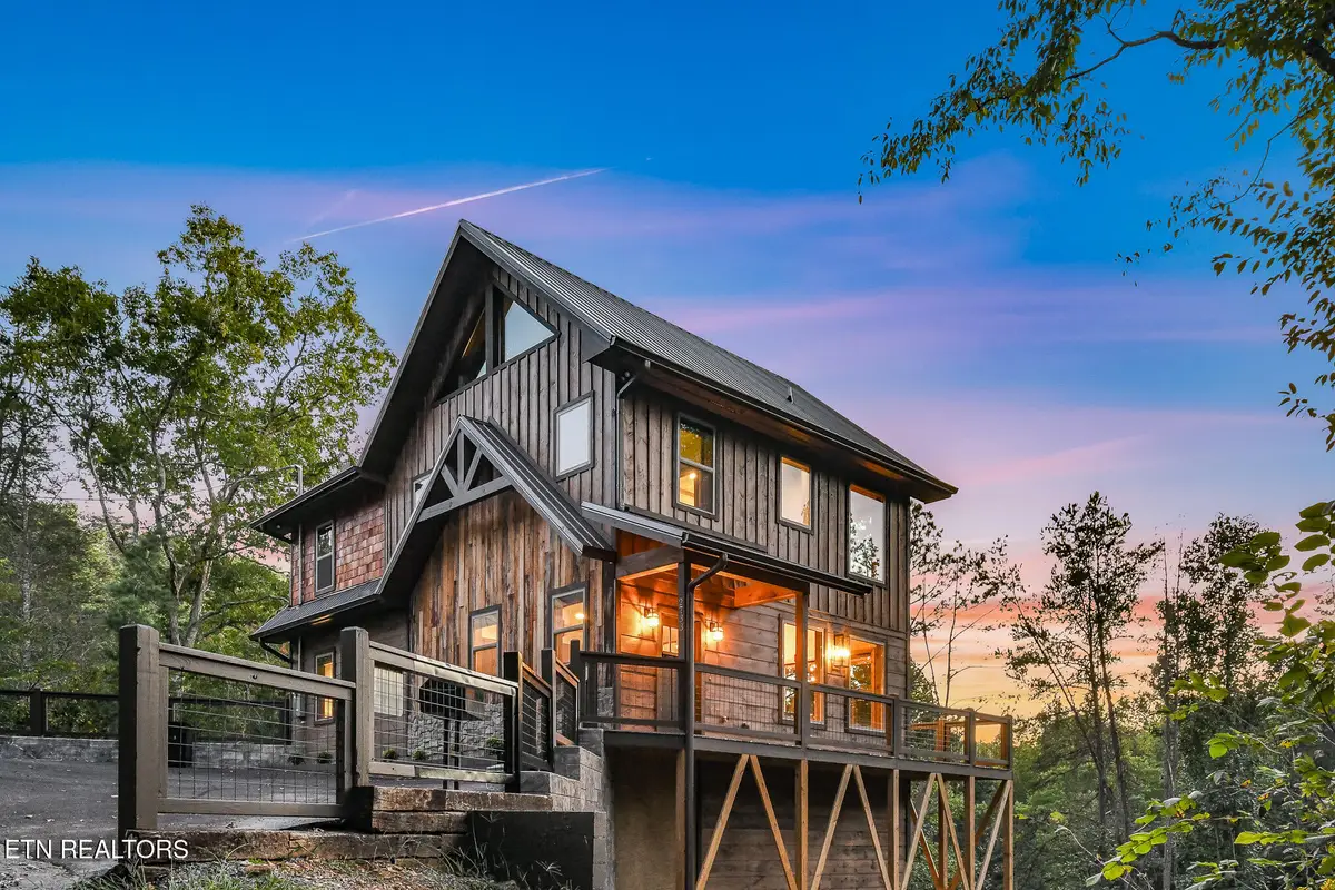 2733 Dogwood Loop Dr, Sevierville, TN 37876 - #1