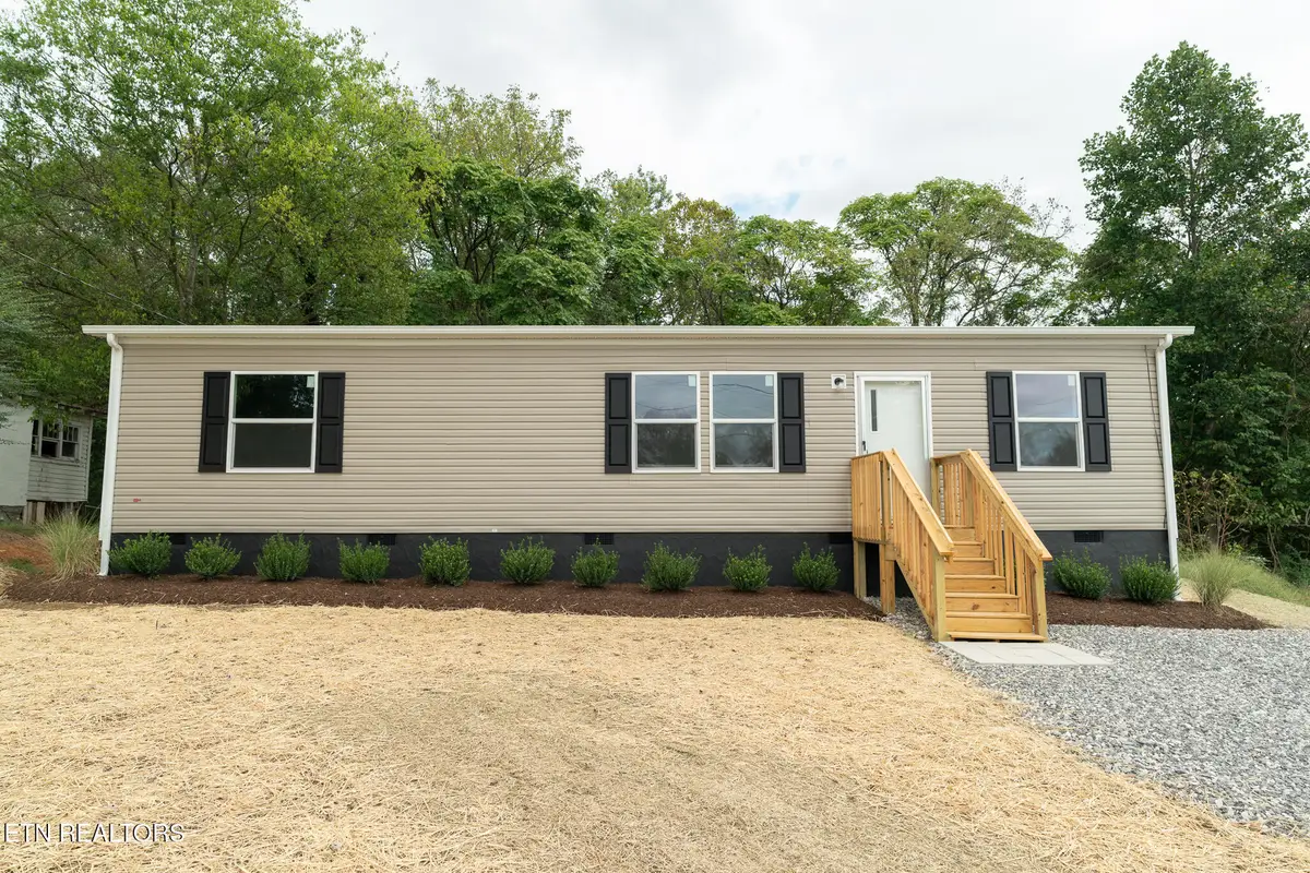 112 Redwood Drive, Harriman, TN 37748 - #1