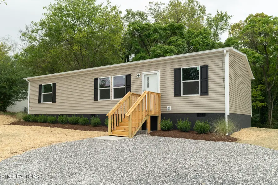 112 Redwood Drive, Harriman, TN 37748 - #3