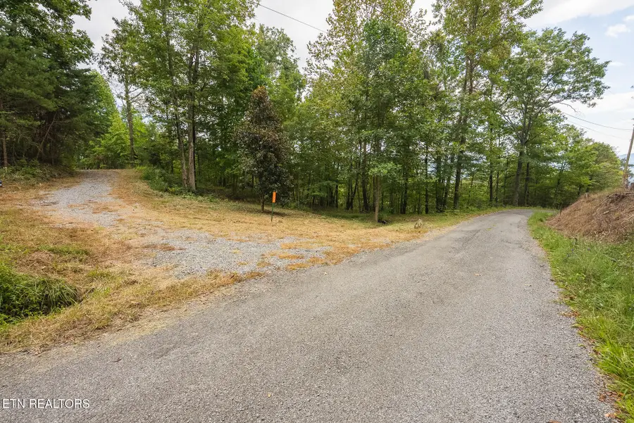 170 Fire Tower Rd, Mooresburg, TN 37811 - #2