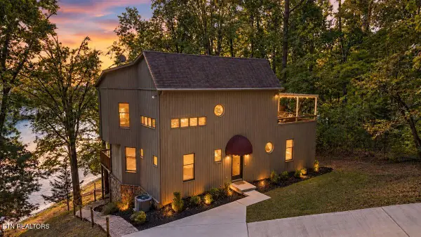 241 Deer Run Point, LaFollette, TN 37766