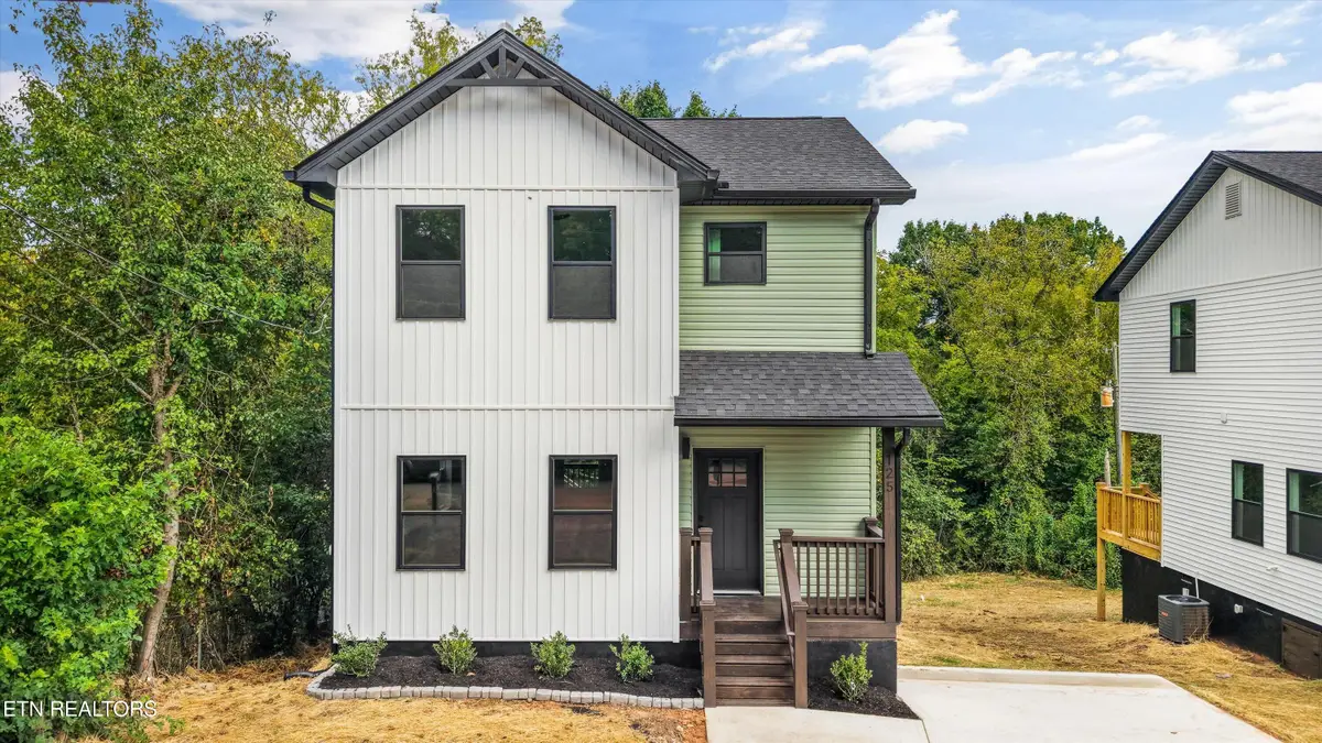 125 Ingersoll Ave, Knoxville, TN 37920 - #1