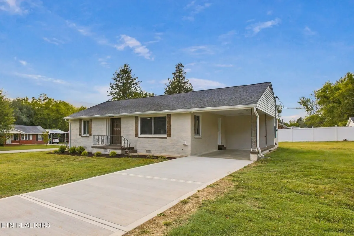 1337 Mcarthur Rd, Maryville, TN 37804 - #1