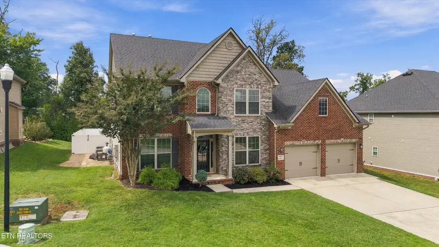 807 Brookwood Lane, Maryville, TN 37801 - #3