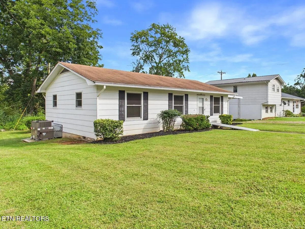 1309 Scott Avenue, Etowah, TN 37331 - #1