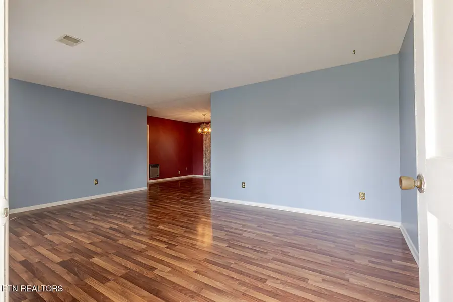 7411 Munsey Rd, Corryton, TN 37721 - #3
