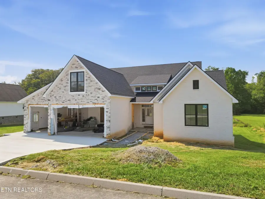 630 Running Brook Drive, Strawberry Plains, TN 37871 - #3
