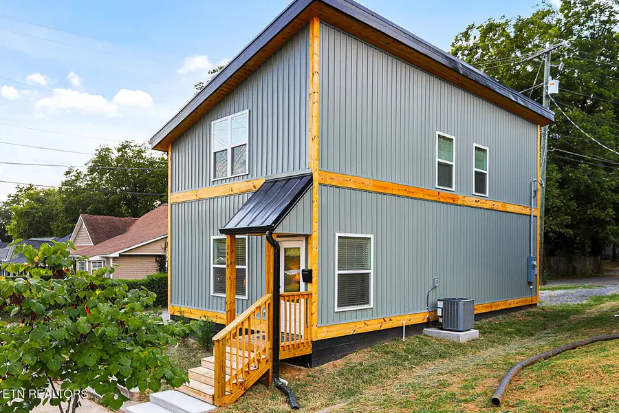 2449 Washington Ave, Knoxville, TN 37917 - #2