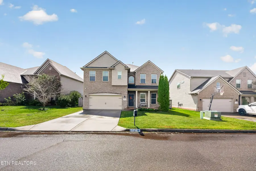 1747 Glen Shady Blvd, Knoxville, TN 37922 - #2