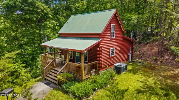 1830 Cherry View Lane, Pigeon Forge, TN 37876