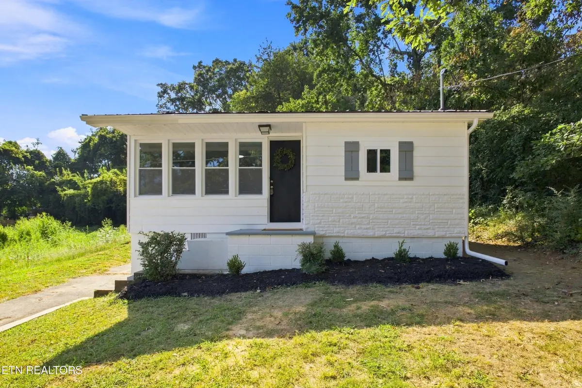 901 Minnesota Ave, Knoxville, TN 37921 - #1