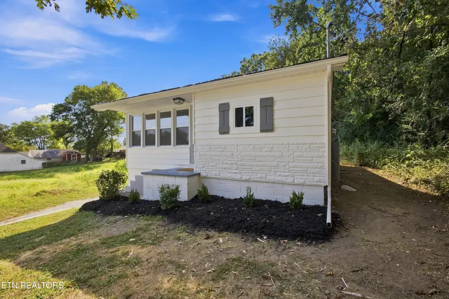 901 Minnesota Ave, Knoxville, TN 37921 - #3