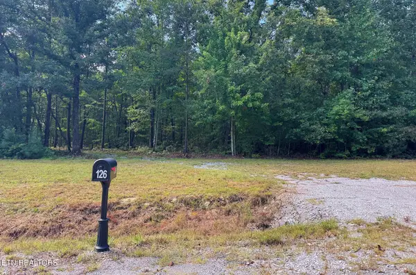 126 Bo's Way, Deer Lodge, TN 37726