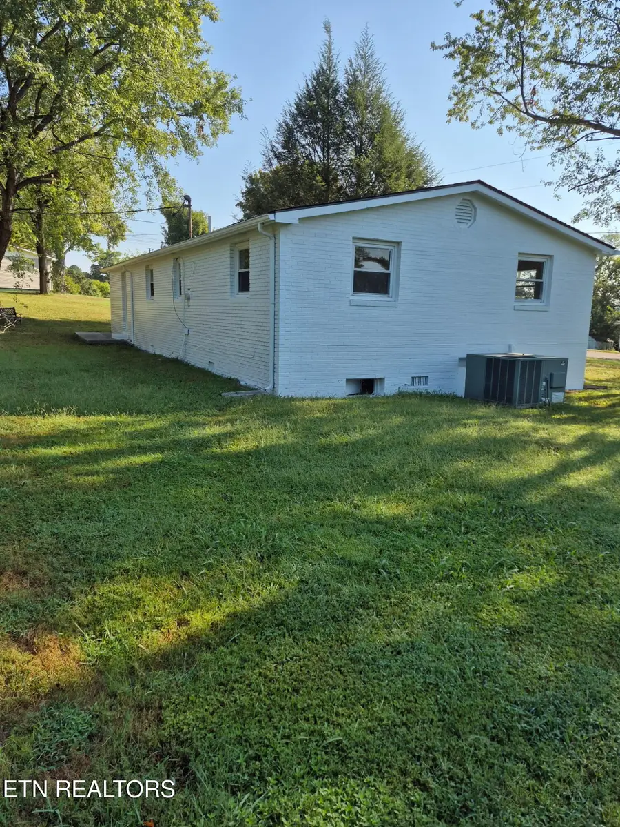 1034 Monroe Circle, Madisonville, TN 37354 - #3