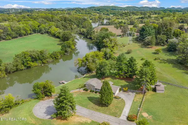 224 Springvale Lane, Rockford, TN 37853