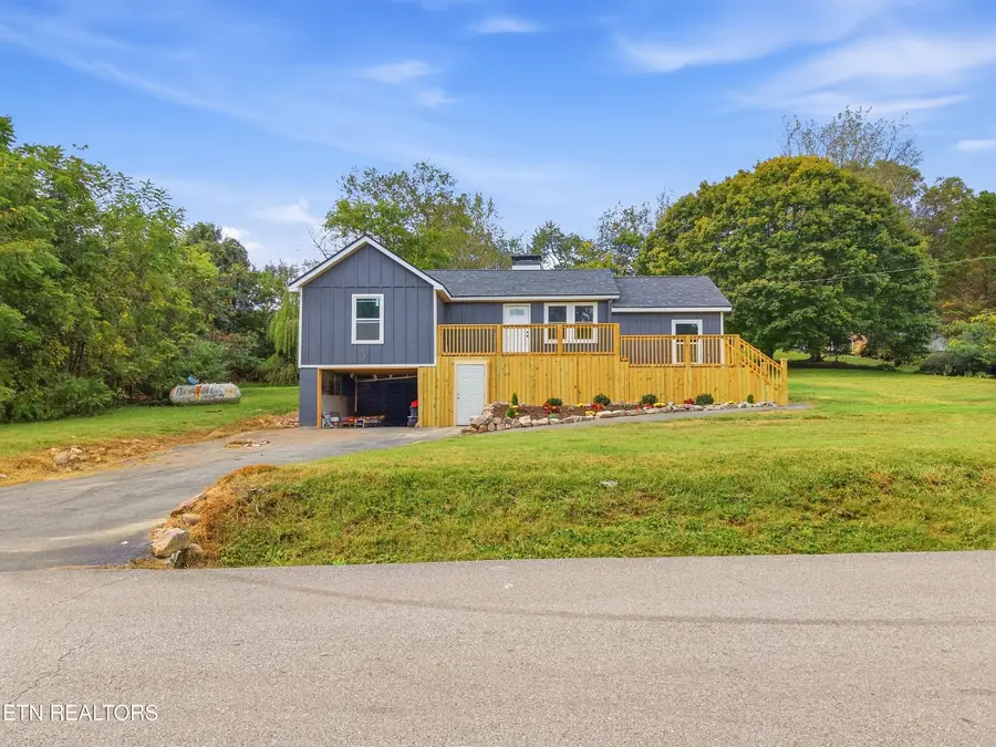 4533 Wildwood Springs Rd, Maryville, TN 37804 - #2
