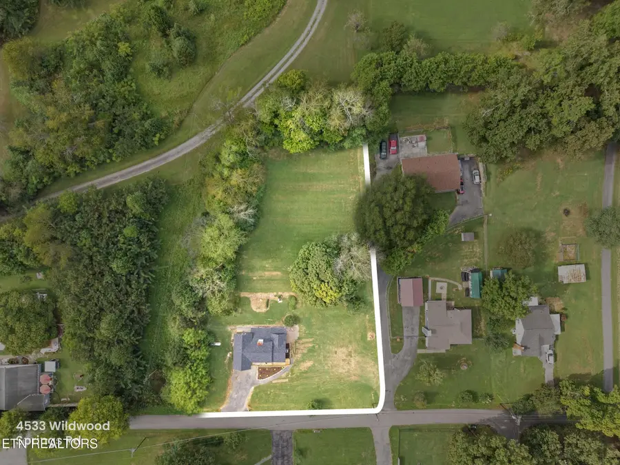 4533 Wildwood Springs Rd, Maryville, TN 37804 - #3