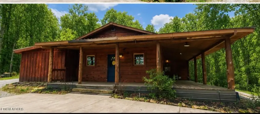 495 Bear Hollow Rd, Oneida, TN 37841 - #3