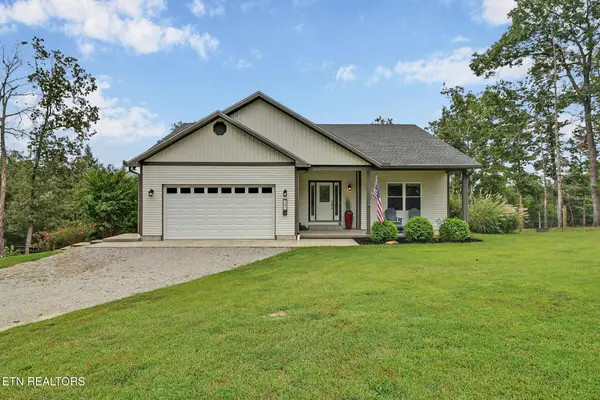 143 Crestwood Loop, Jamestown, TN 38556