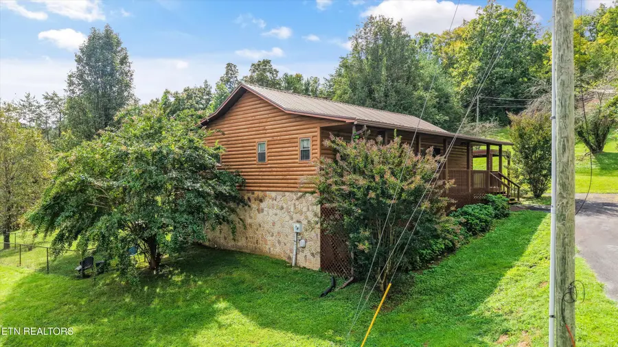 1417 Tiffany Cove Way, Sevierville, TN 37862 - #2
